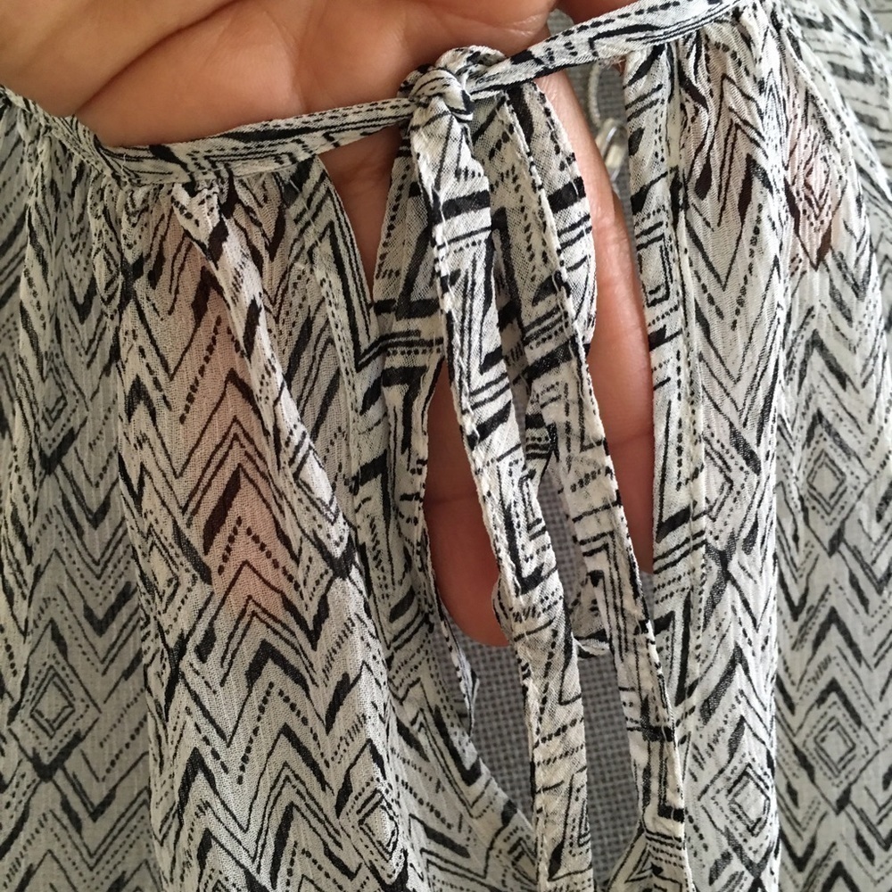 Lucky Brand blouse - Picture 3 of 4